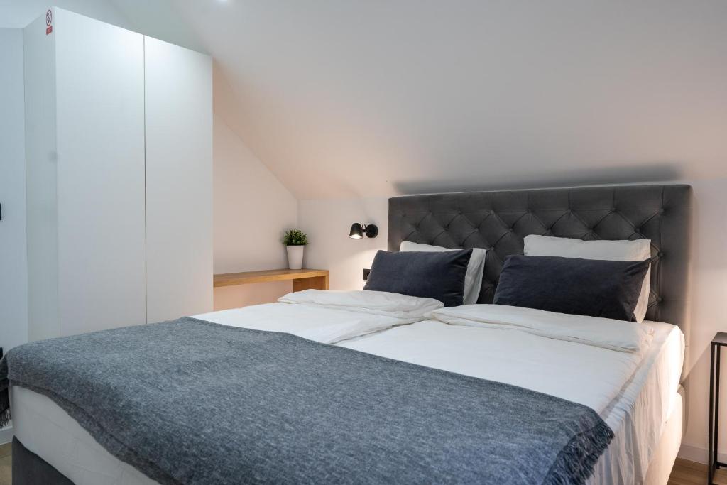 Apartments & Room Forest - 19