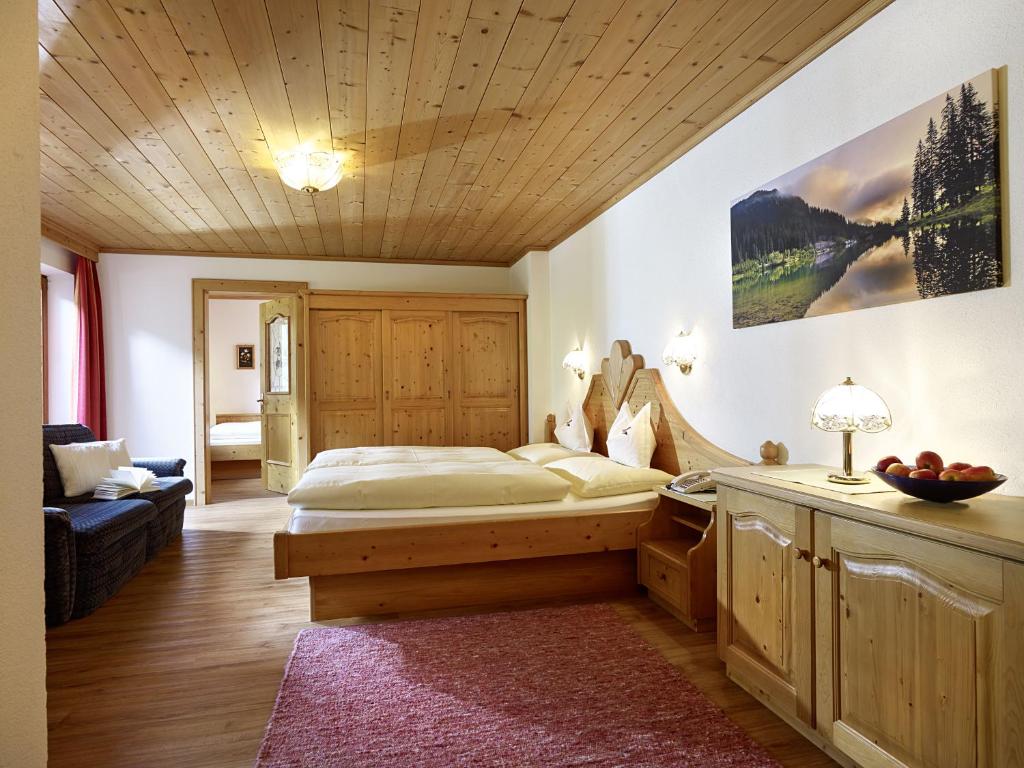 Postel nebo postele na pokoji v ubytování Hotel Traube