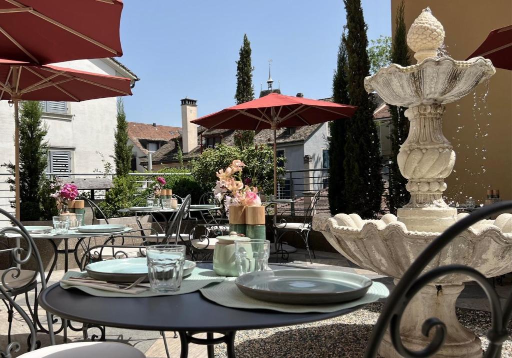 Majoituspaikan Boutique Hotel Wellenberg ravintola tai vastaava paikka
