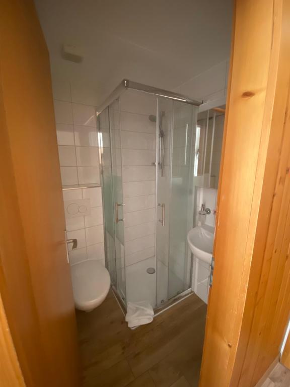 Koupelna v ubytování Hasli Lodge