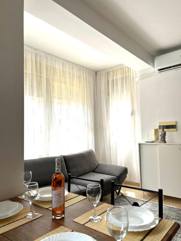 Vlora Relaxing Studio - Imazhi 4