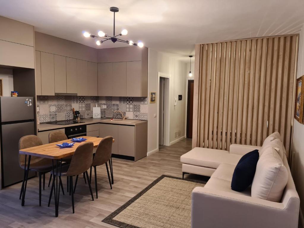 Old Beach Apartment Vlora - Imazhi 3