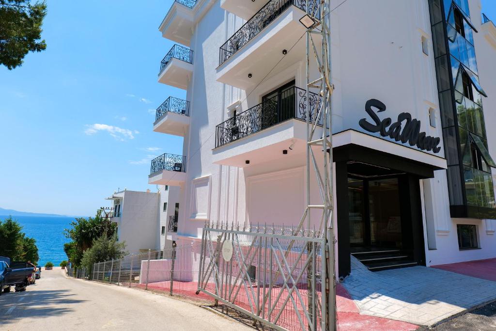 Nespecifikovaný výhled na moře nebo výhled na moře při pohledu z hotelu