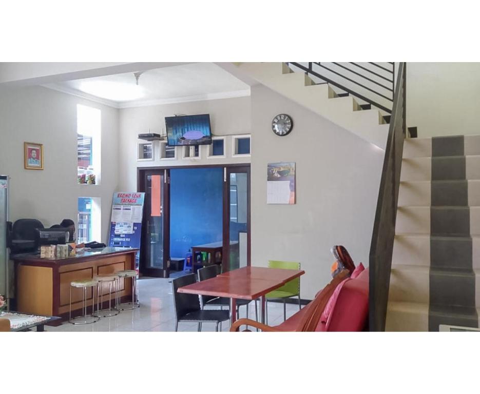 Posezení v ubytování Kartini Guest House near Alun Alun Probolinggo