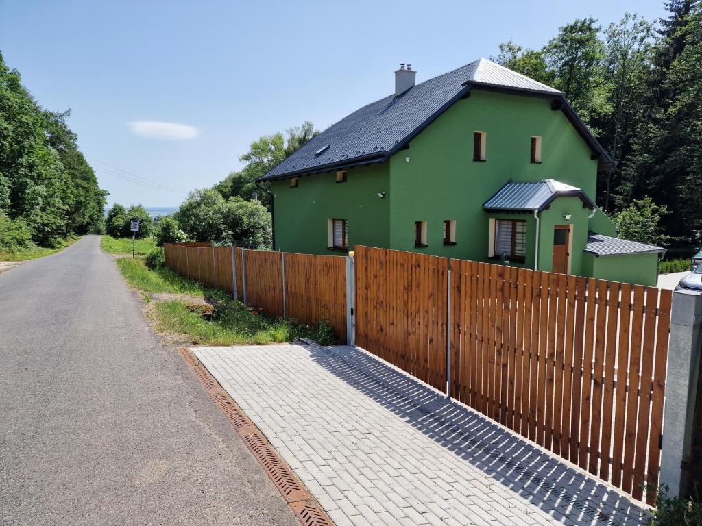 Budova, kde se prázdninový dům nachází