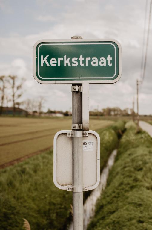 Fotografie z fotogalerie ubytování Huisje Nummer Tien v destinaci Sint-Laureins