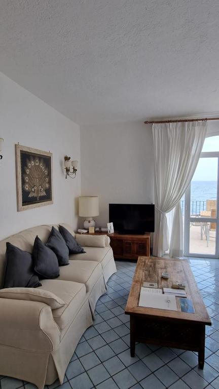 Posezení v ubytování Hotel Punta Rossa