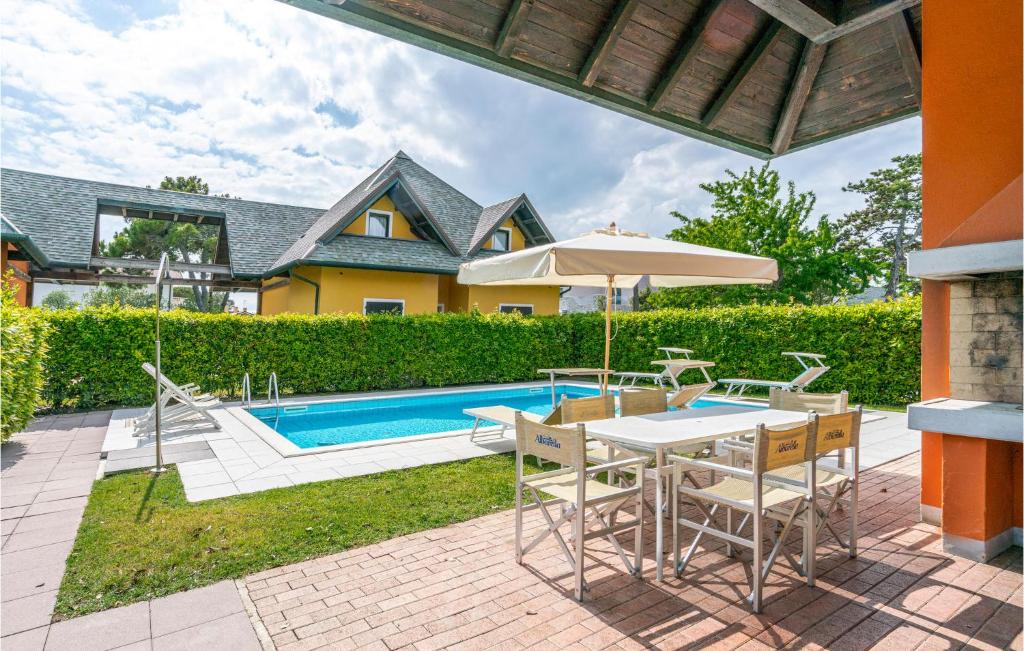 Gallery image of 3 Bedroom Lovely Home In Albarella Ro in Isola Albarella