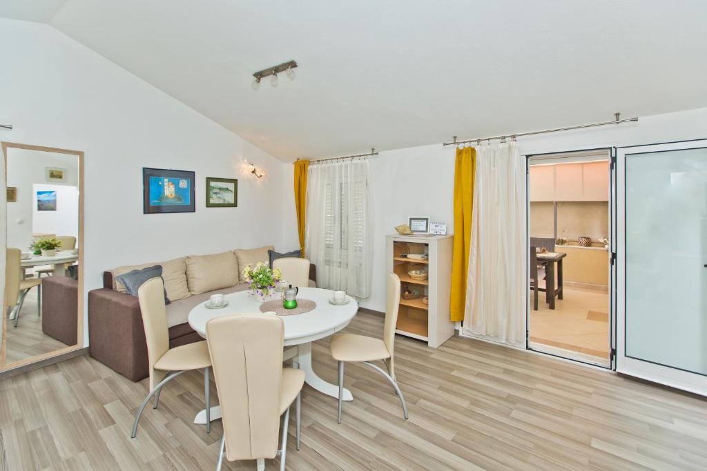 Posezení v ubytování Apartments Jure
