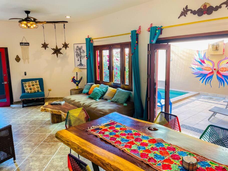 Χώρος καθιστικού στο Casa Boho 3