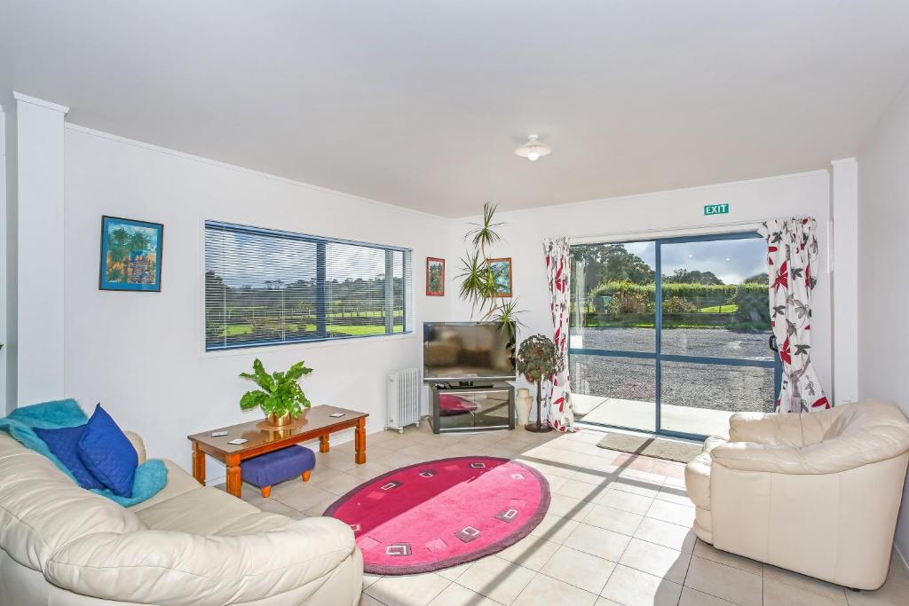 Self Contained Cottage Pukekohe - Resim 16
