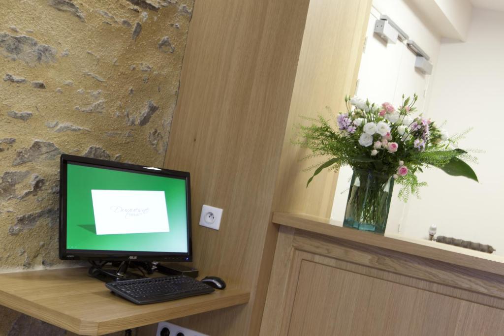 Logis Hôtel Duquesne - Resim 26