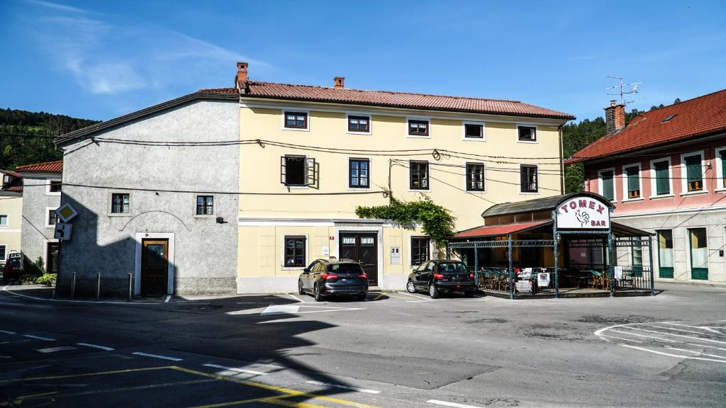 Budova, kde se apartmán nachází