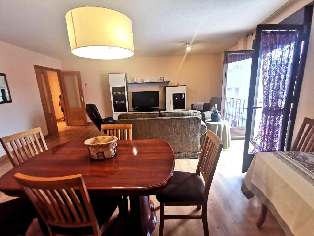 Kuchyň nebo kuchyňský kout v ubytování Riaza Vacacional - Apartamento en el centro