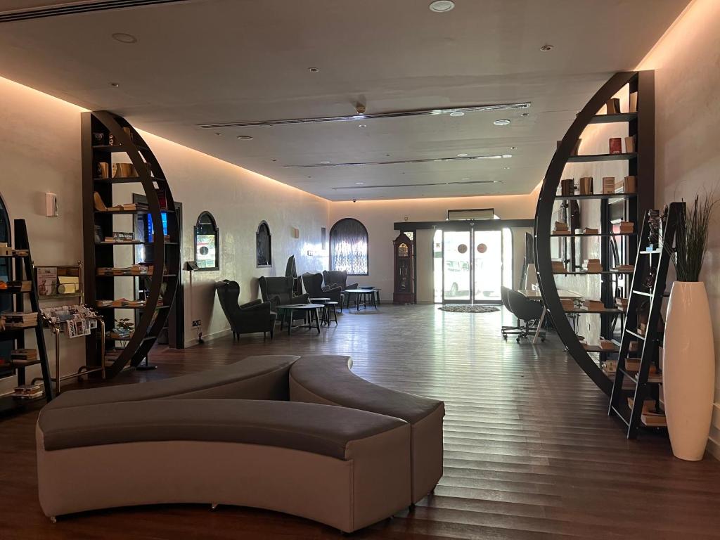 Posezení v ubytování Mutrah Hotel