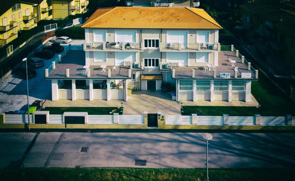 Budynek, w którym mieści się apartament