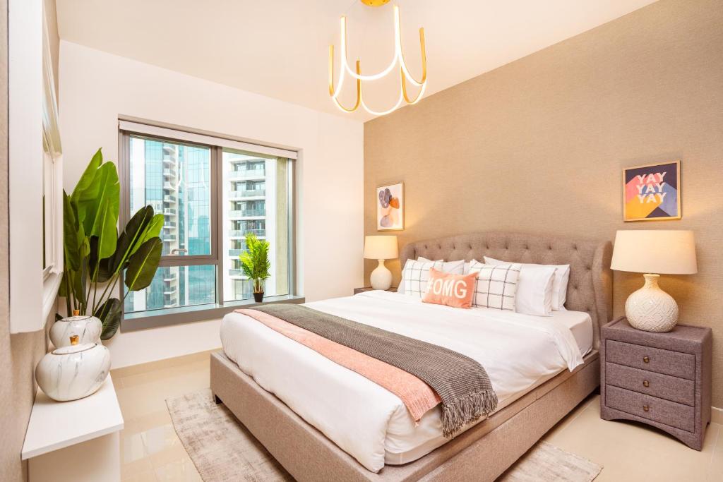 Prime Retreats - 29 Emaar Boulevard Downtown Dubai - One-Bedroom Apartment