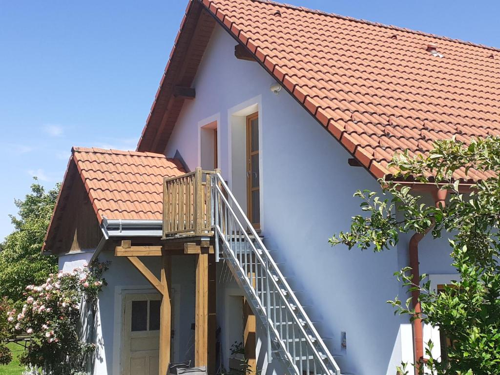 Budova, kde se apartmán nachází