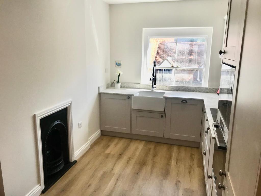 Heart of Henley 1 & 2 Bedroom Apartments - Deluxe Apartment