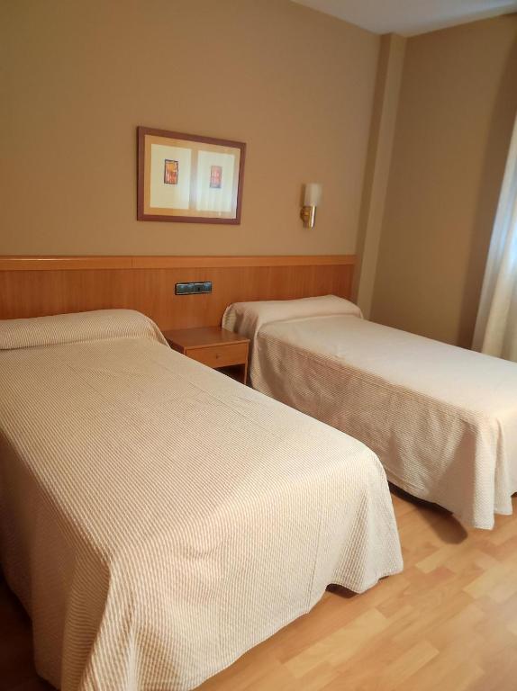 Booking.com: Hotel Área Suco , Quintana del Puente, Spanje ...