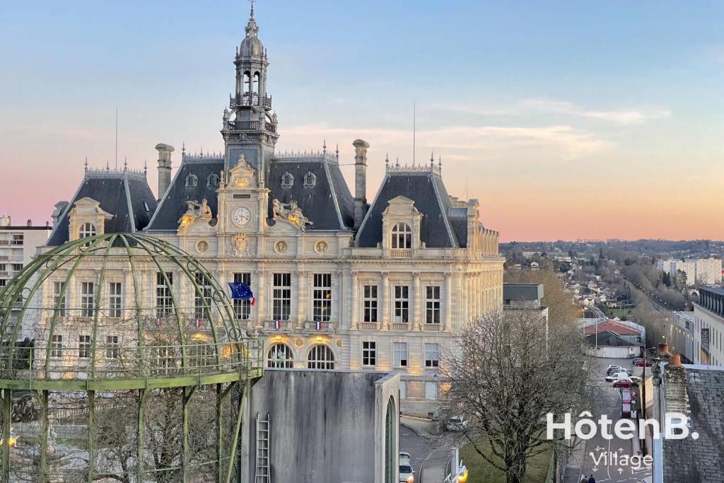 Photo de la galerie de l'établissement Town Hall Studio - Hyper-center Limoges, à Limoges