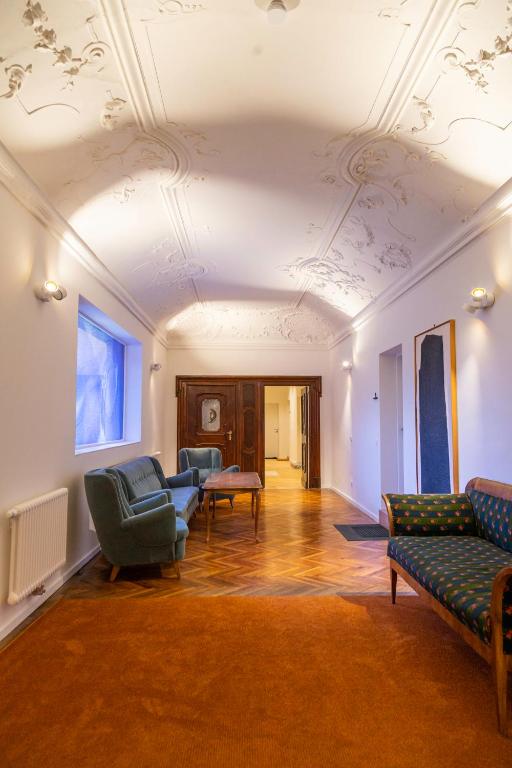 Posezení v ubytování Apartment in historischer Villa mit Parkplatz