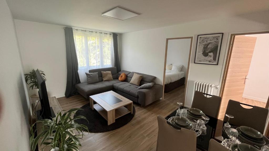 Oleskelutila majoituspaikassa Appartement spacieux