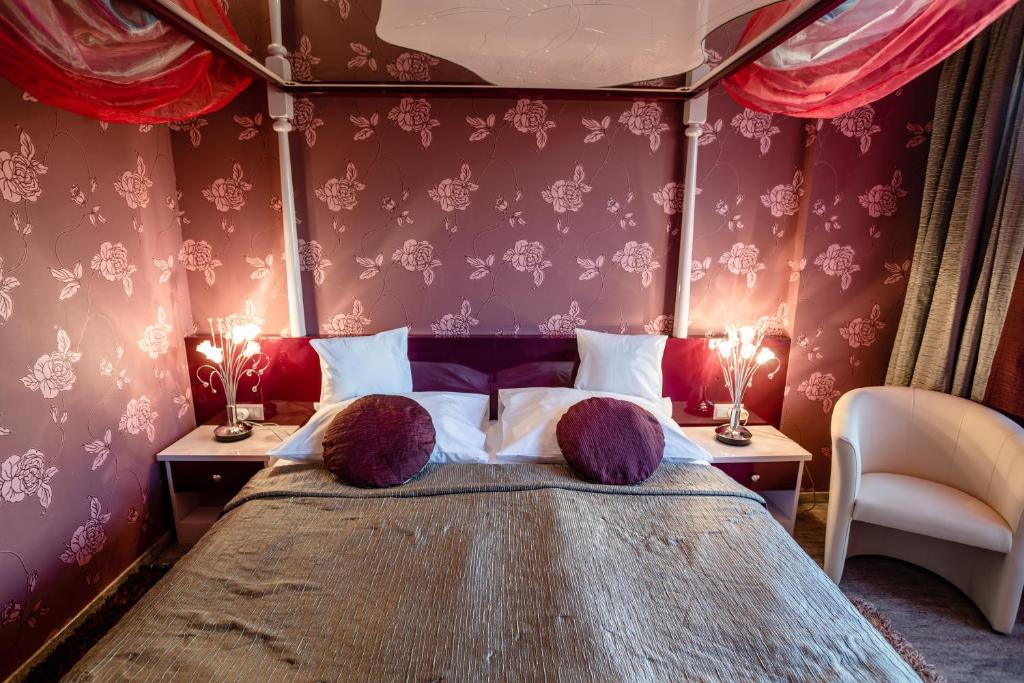 
King Room with Spa Bath
