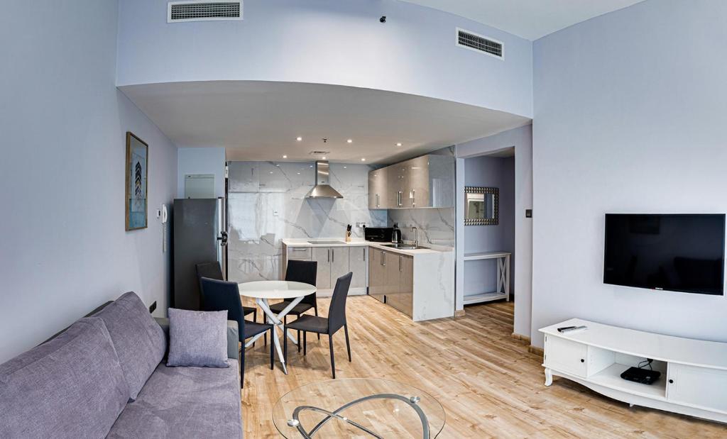 Escan Marina Tower Apartments