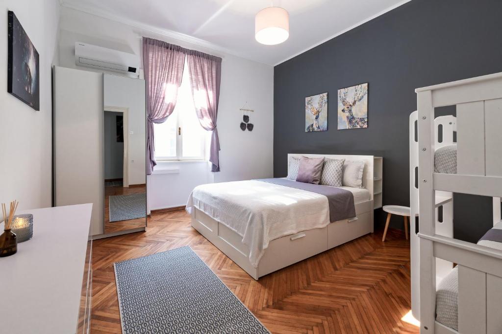 Posteľ alebo postele v izbe v ubytovaní Apartment Martini - Bacvice beach