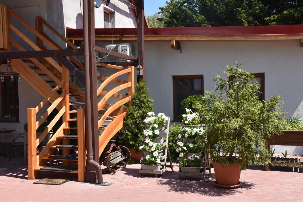 Budova, v ktorej sa farma nachádza