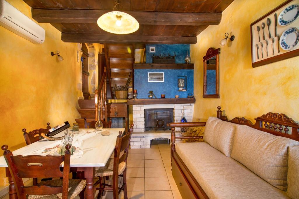 Restoranas ar kita vieta pavalgyti apgyvendinimo įstaigoje Samonas - Blue villa Mantzourana