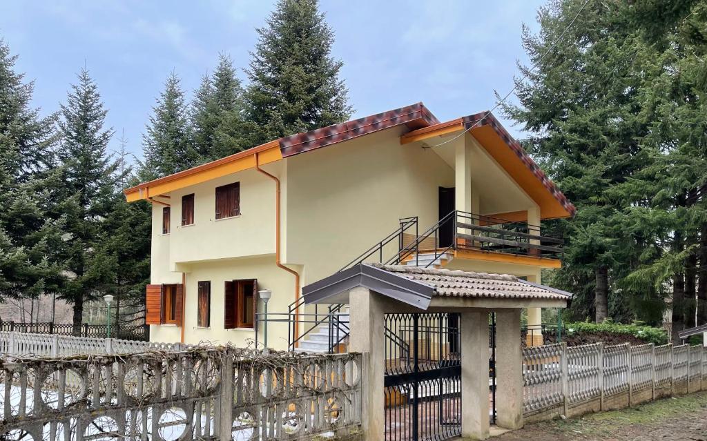 La Casa Festosa - Housity