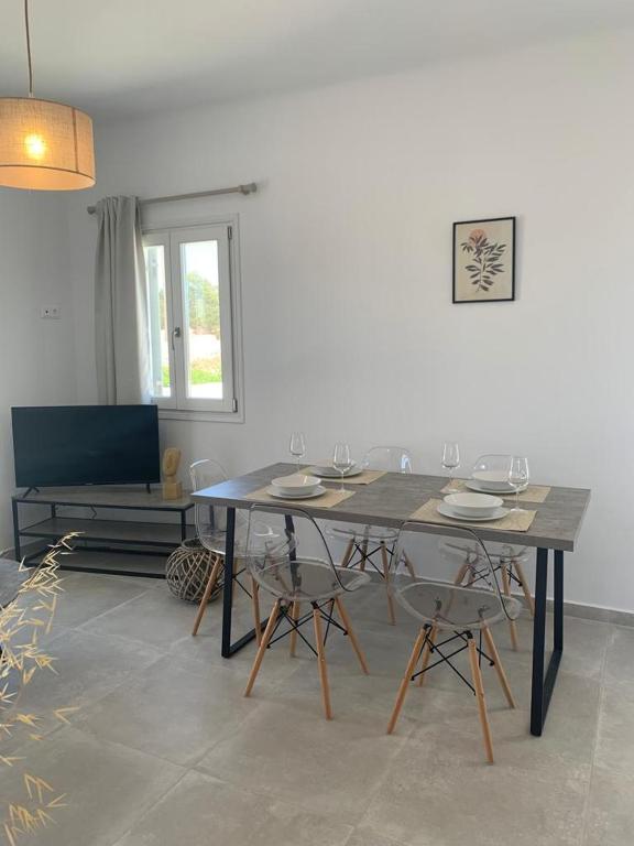 Televízia a/alebo spoločenská miestnosť v ubytovaní Elea apartment