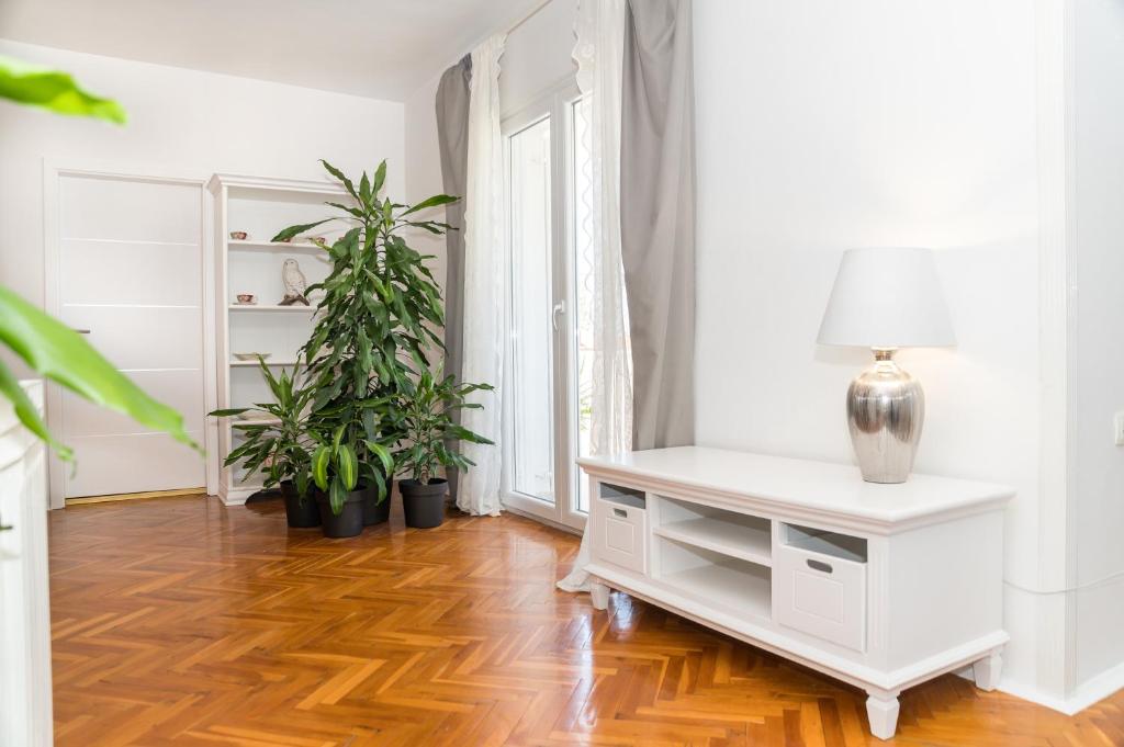 Apartments Doris - 8