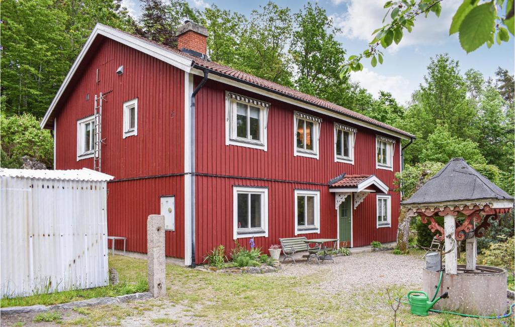 Awesome home in Asarum with WiFi and 3 Bedrooms