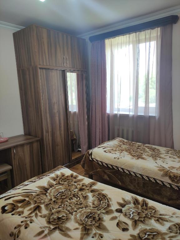 MITANE - Twin Room With Shared Bathroom