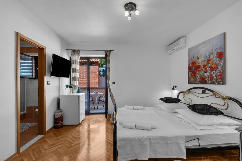 Guest House Lazeta - Habitación Doble Con Vista A La Montaña