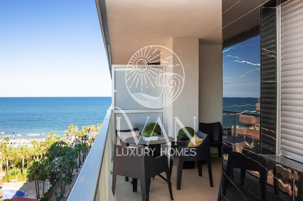 Casa EmiliaIván Luxury Homes 8ªPta Norte 1ª Linea, Oropesa ...