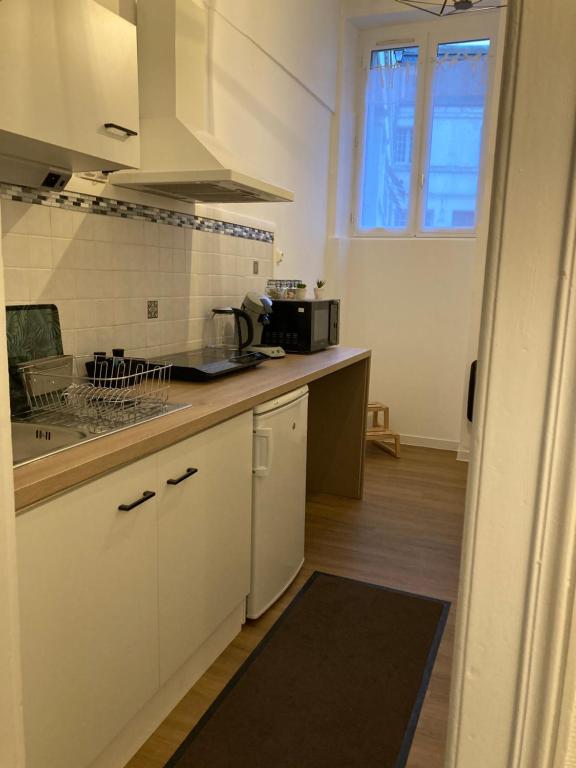 Chic T2 Grand RUE 86000 POITIERS - One-Bedroom Apartment
