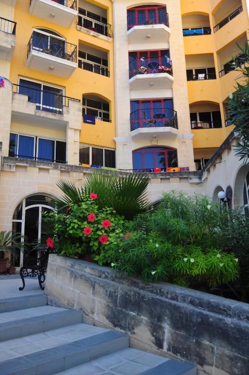 Budova, kde se hotel nachází