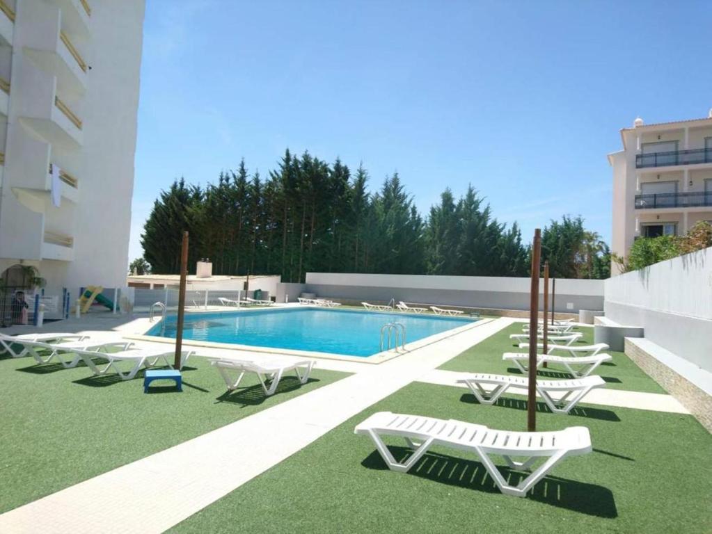 Πισίνα στο ή κοντά στο 1 Bedroom Apartment Chaves, Praceta Vitorino Nemesio, Albufeira