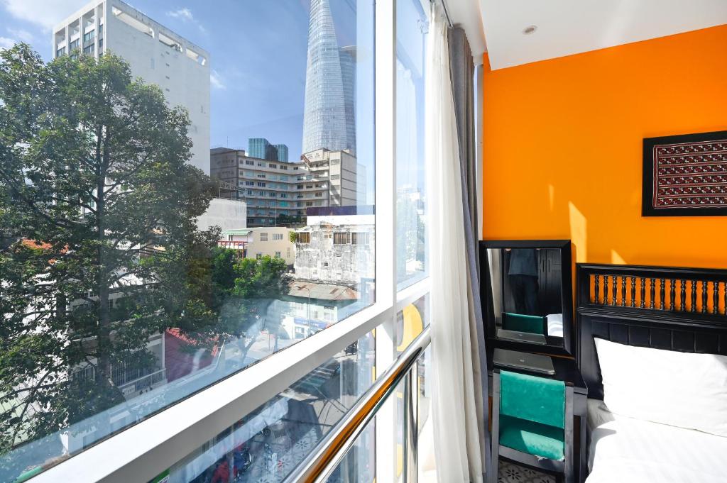 Ohana Hotel - Near Bitexco - Luxe Tweepersoonskamer