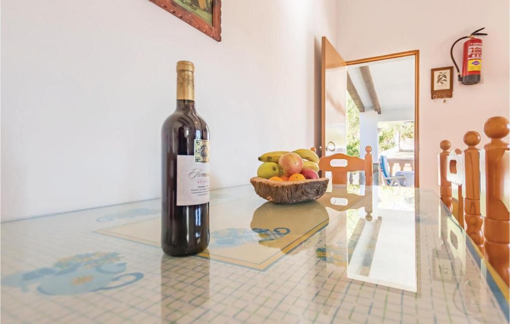 Nápoje v ubytovaní Holiday Home El Gastor Xlix