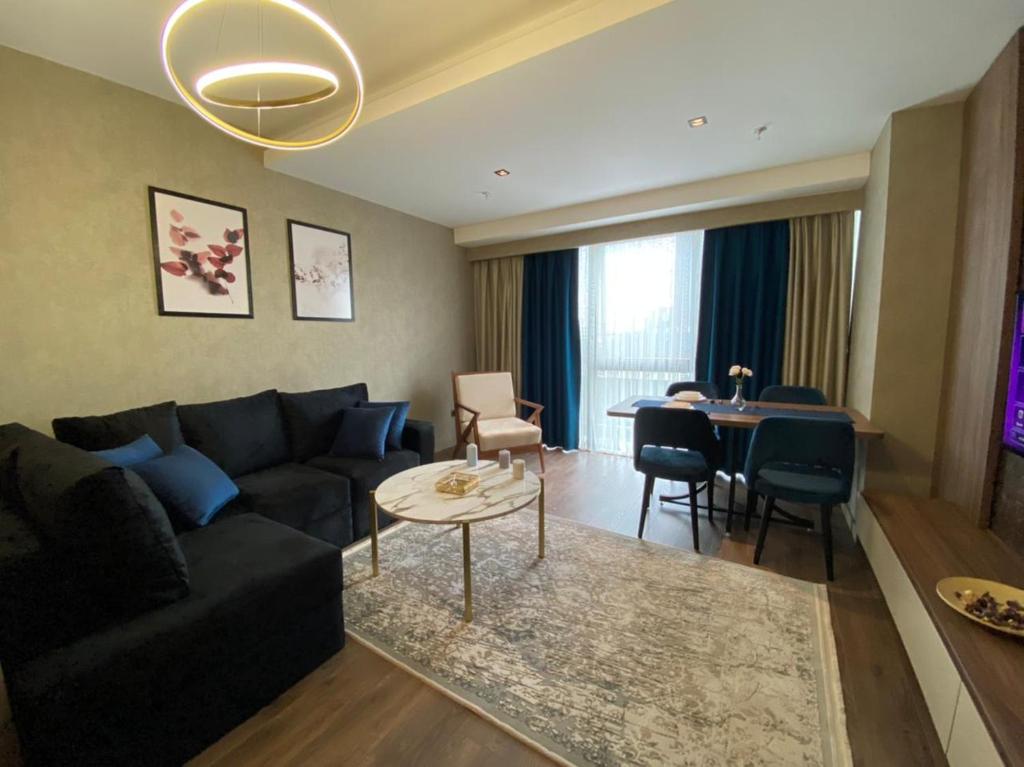 Brand-New Stylish Suite Near Mall of Istanbul – Gul 67