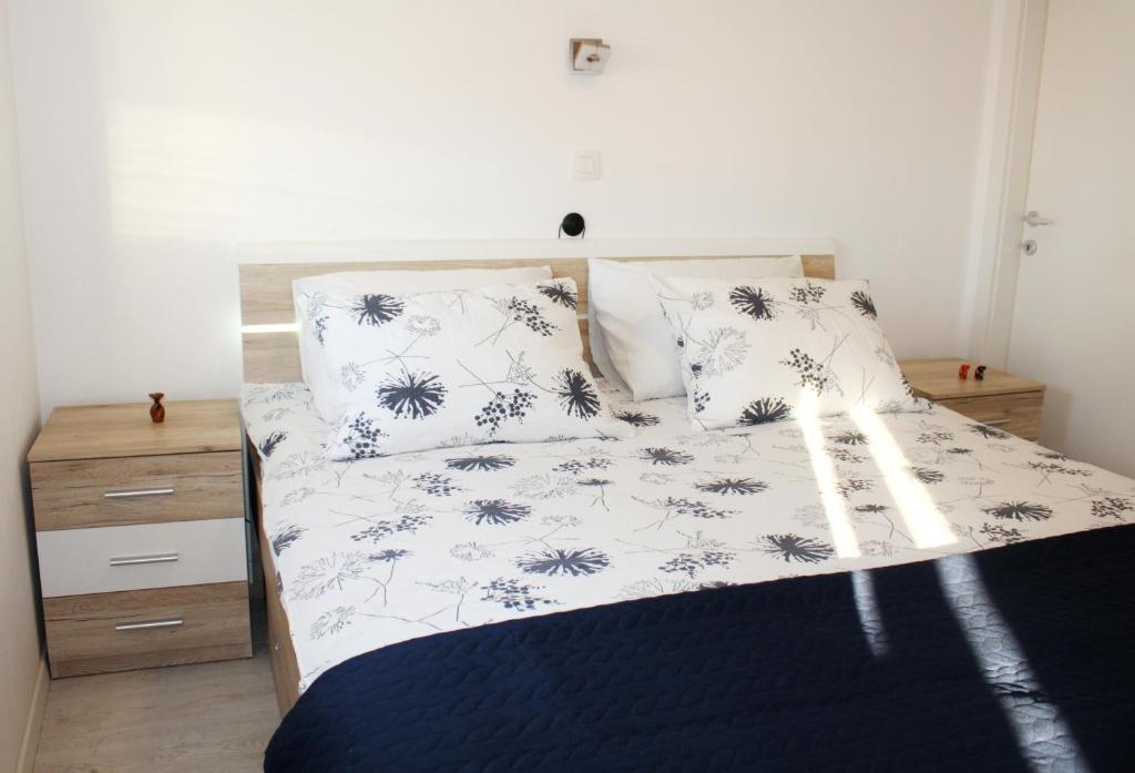 Posteľ alebo postele v izbe v ubytovaní Entire rental unit LIMA *free parking space