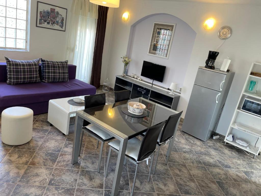 Kuchyň nebo kuchyňský kout v ubytování Luxury apartments SYCAMORE 4*