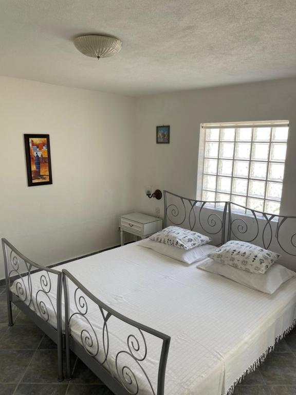 Postel nebo postele na pokoji v ubytování Luxury apartments SYCAMORE 4*