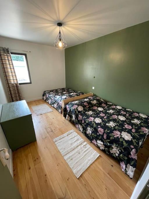 Postel nebo postele na pokoji v ubytování Maison de charme avec piscine
