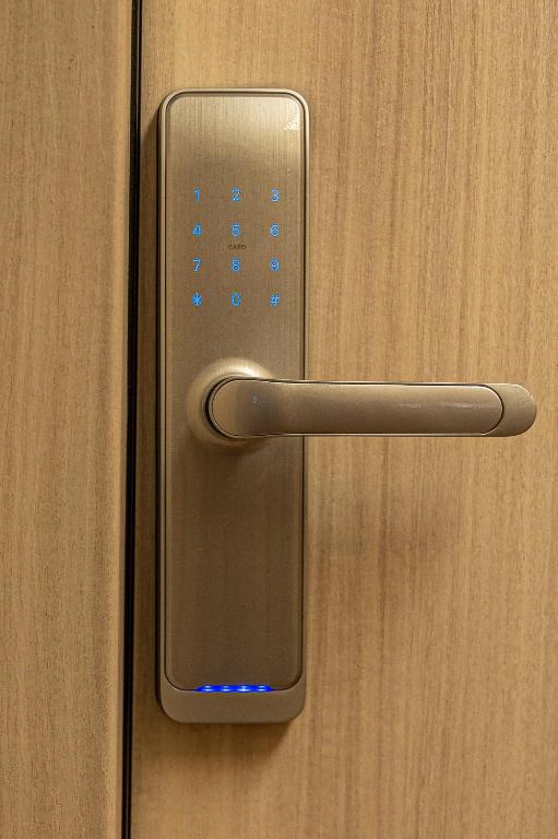 Ethereal Athεns - 8